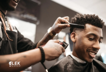 T&ocirc;ng đơ điện &ndash; Cuộc C&aacute;ch Mạng Trong Nghề Cắt T&oacute;c Nam Từ Thủ C&ocirc;ng Đến Hiện Đại